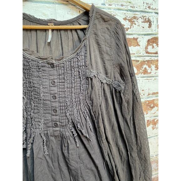 Free People Unique Flowing Polka Dot Mesh + Lace Pleated Detail Cotton Blouse - Picture 5 of 9